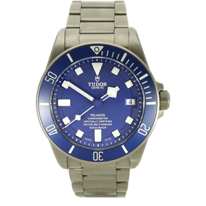 Tudor Pelagos 25600 TB stehend 