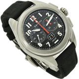 Zenith Pilot Flyback Big Date vertikal liegend