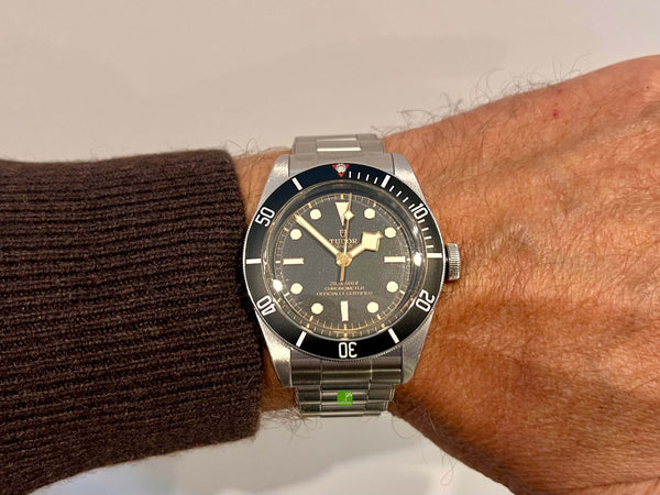 Tudor Black Bay am Arm