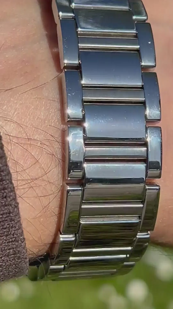  must de Cartier Tank Video large 