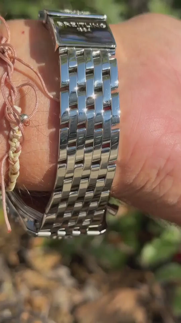 Breitling Navitimer World A24322 Pilot 
Armdreher Video 