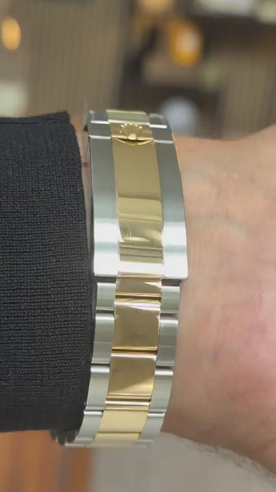 Rolex Submariner 126613LN Video 